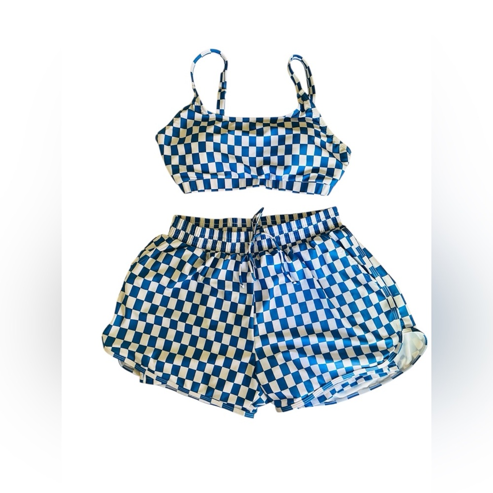 Seafolly Adjustable Swim Top and Boy Short Bottom **Free Gift Included** - Picture 4 of 10